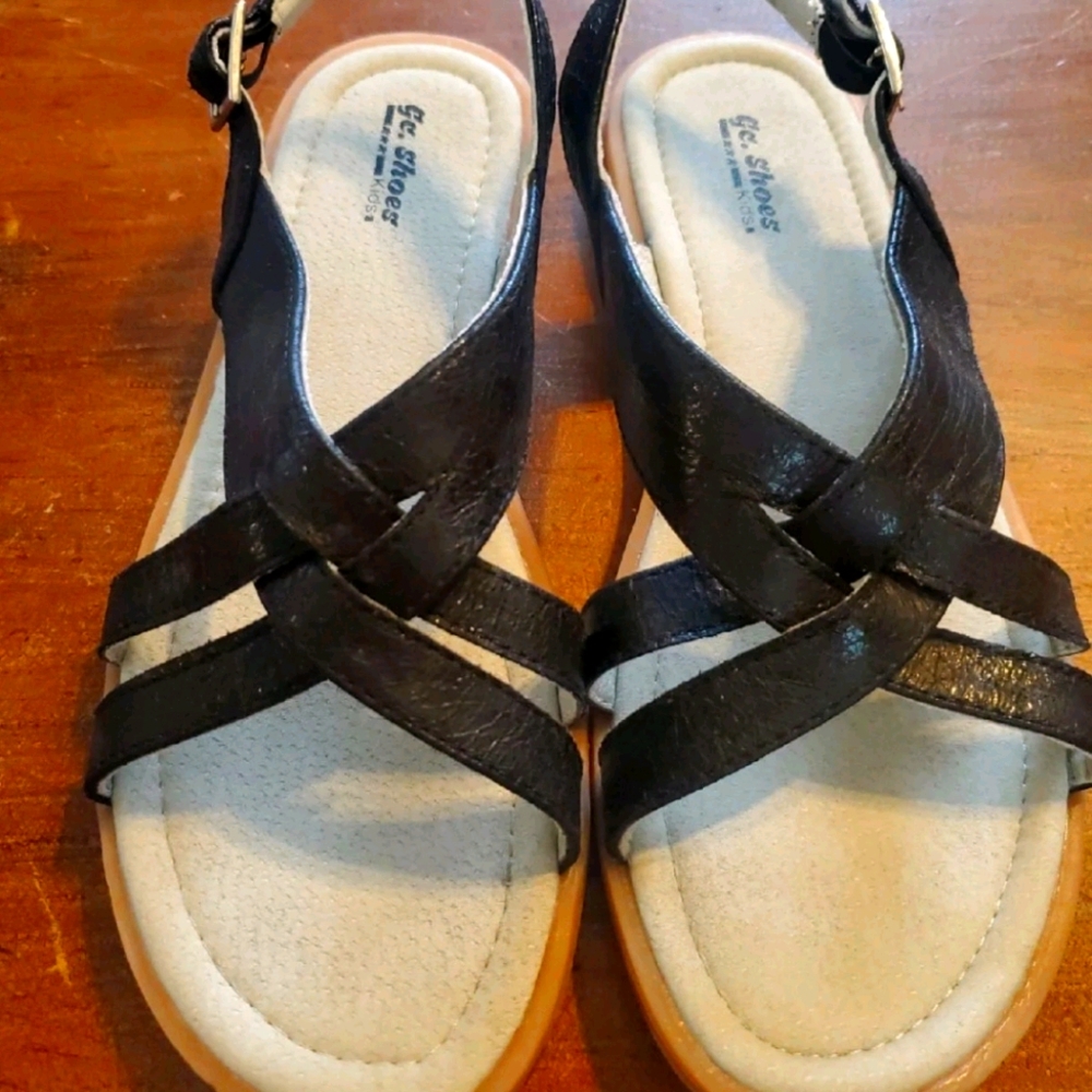 Girls sandals